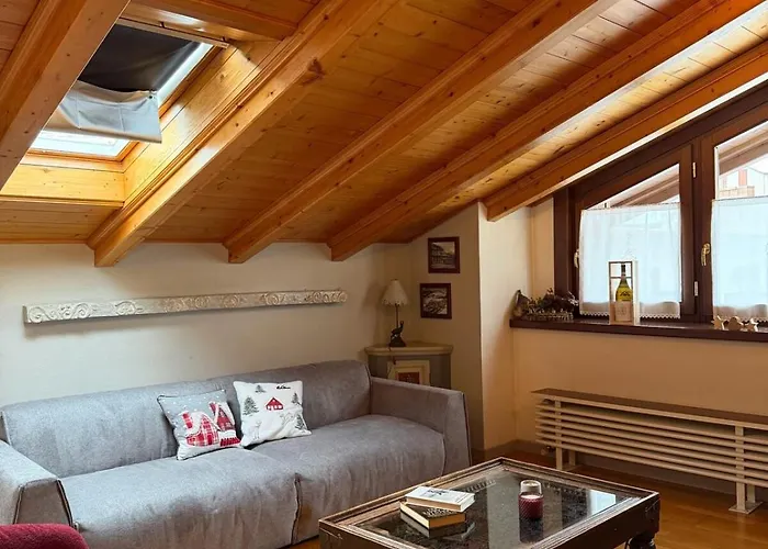 Urban Attic 아파트 *