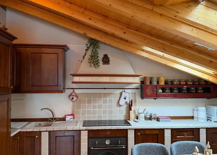 아파트 Urban Attic